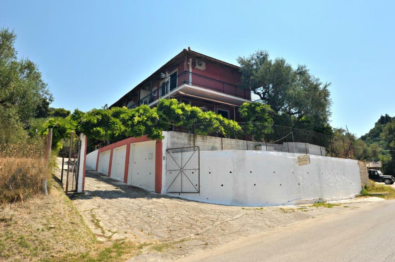 Studios Dimitris Giatras Zakynthos Town Luaran gambar