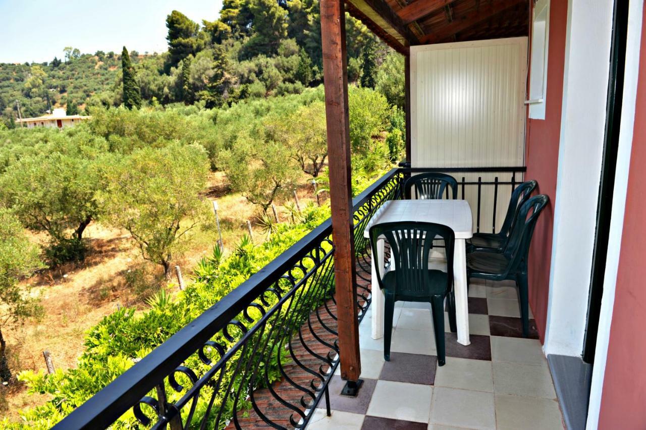 Studios Dimitris Giatras Zakynthos Town Luaran gambar